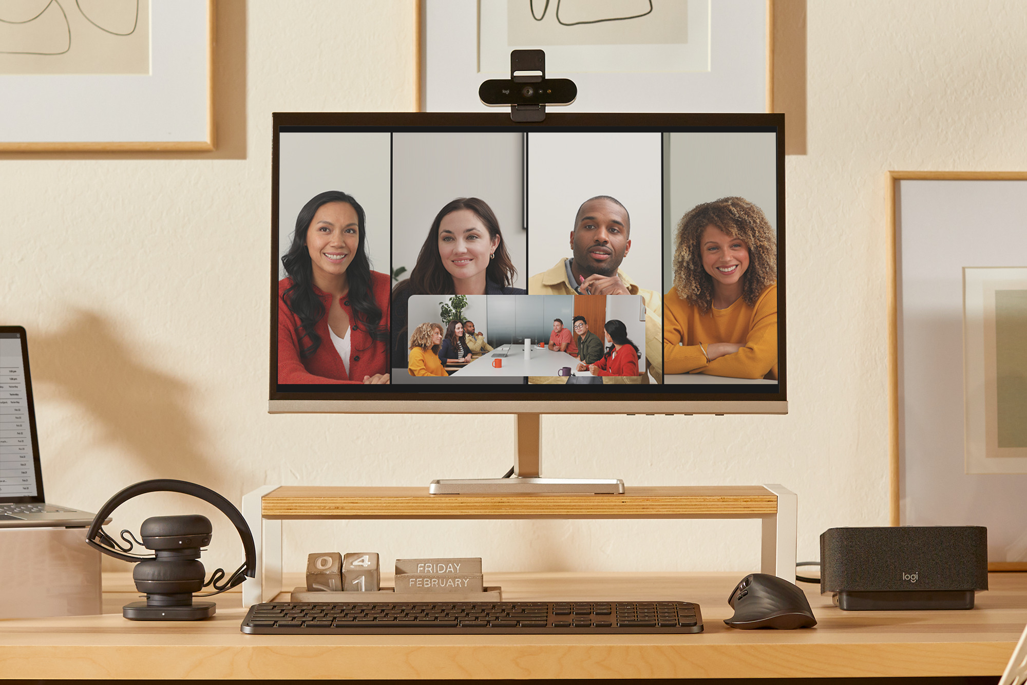 Logitech Sight Framing shown on Remote Employee Screen